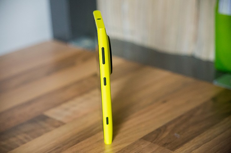 Nokia Lumia 1020 (5).jpg